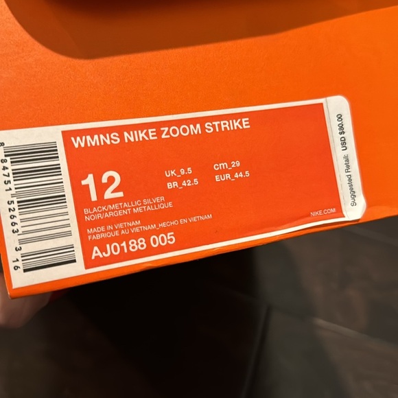 Nike women’s zoom strike NIB 12 - Picture 13 of 13